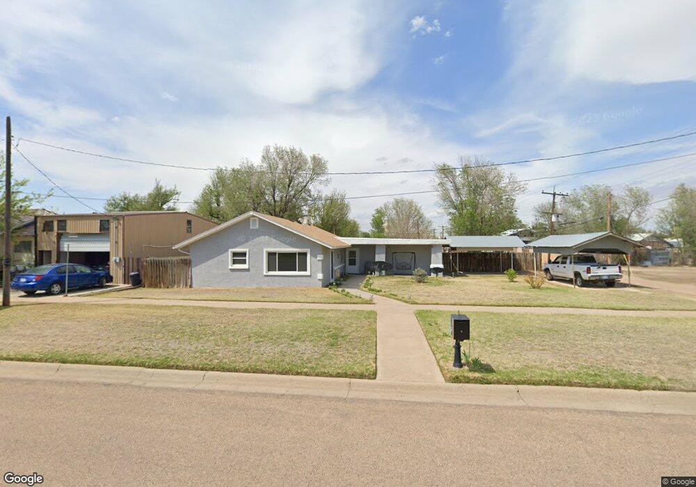 410 W 6th St, Hugoton, KS 67951 - photo 1