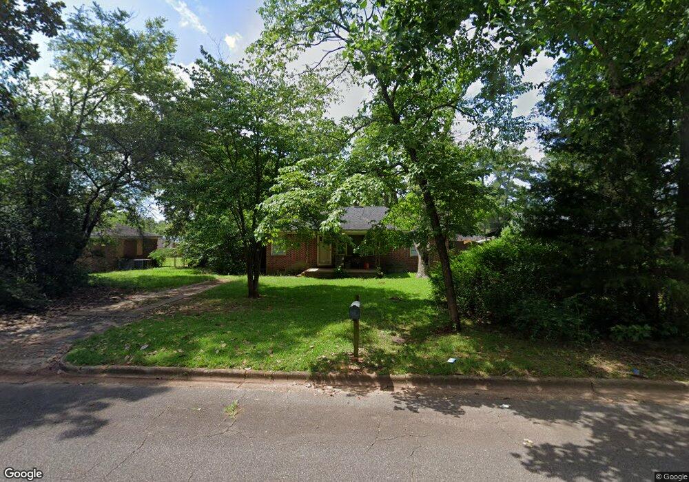 1922 W Highland Ave, Albany, GA 31707 - photo 1