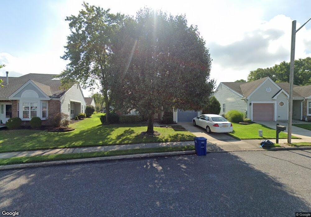 680 Cascade Dr S, Mount Laurel, NJ 08054 - photo 1