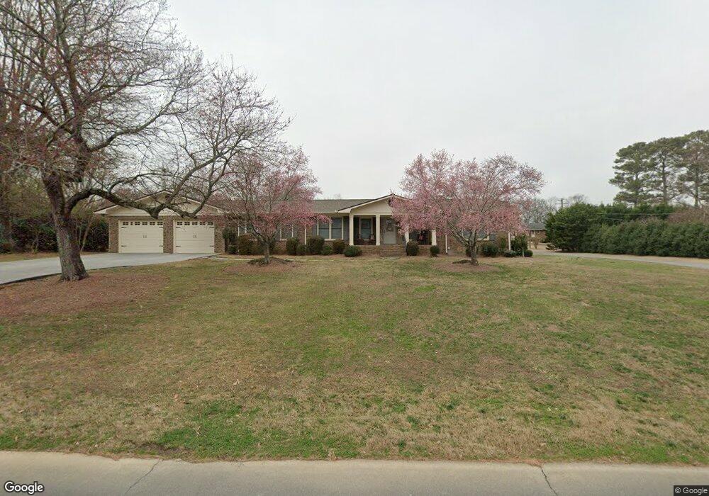 112 Windsor Dr, Calhoun, GA 30701 - photo 1