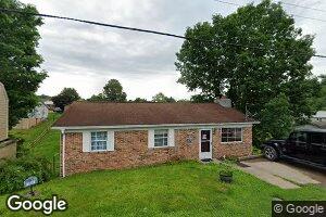 168 West St, Sophia, WV 25921