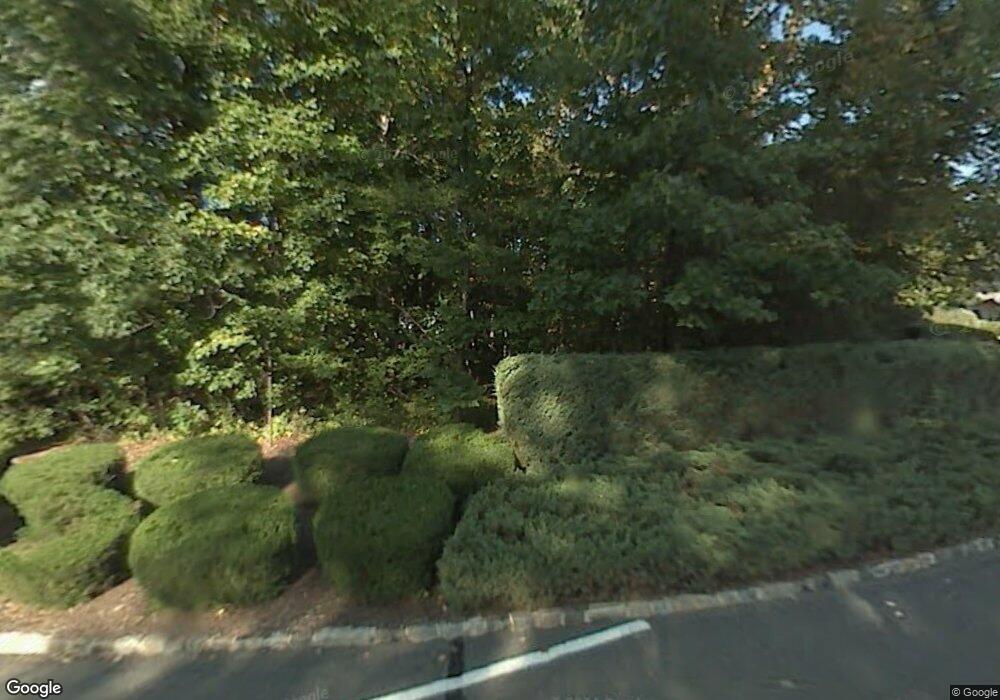 305 Maplecrest Rd, Edison, NJ 08820 - photo 1