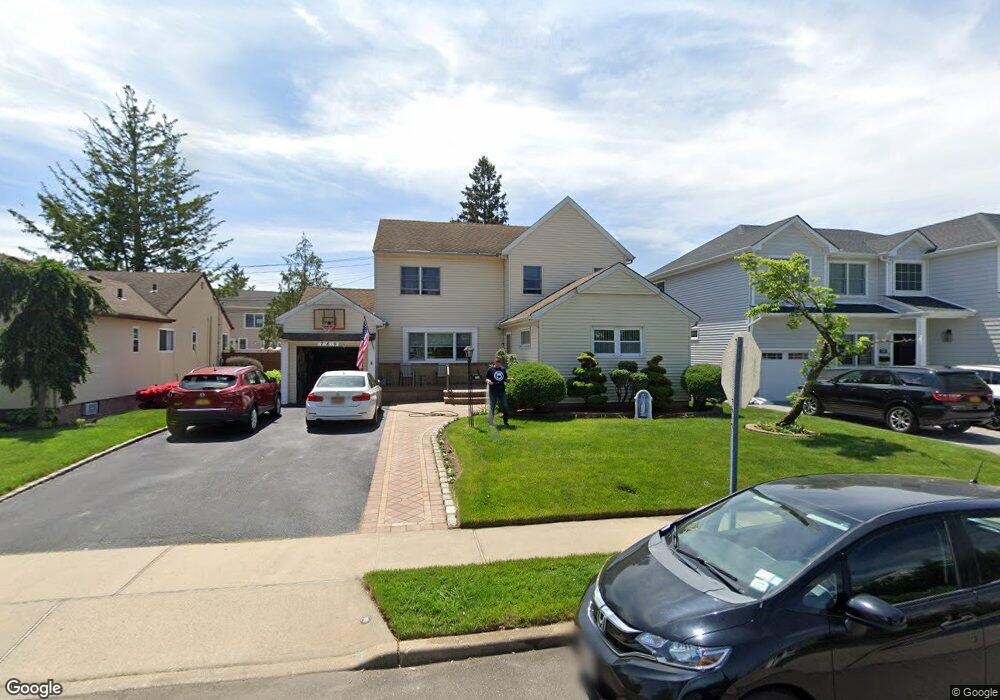 769 Cornell Rd, Franklin Square, NY 11010 - photo 1