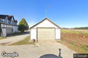 5112 Oakwood Dr, Manitowoc, WI 54220