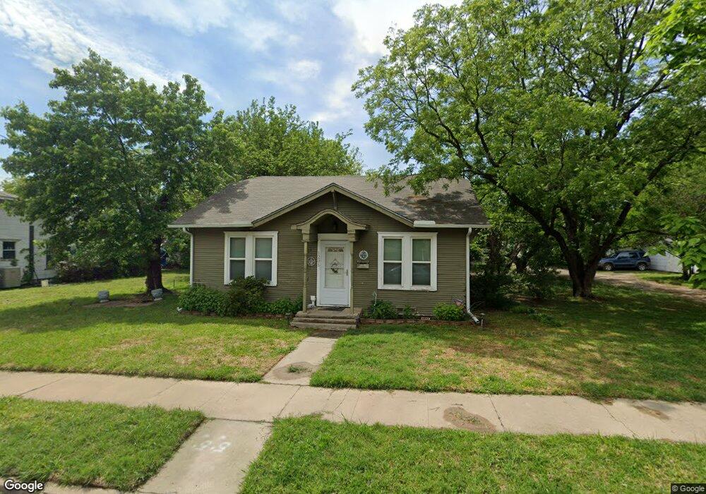 1205 Throckmorton St, Gainesville, TX 76240 - photo 1