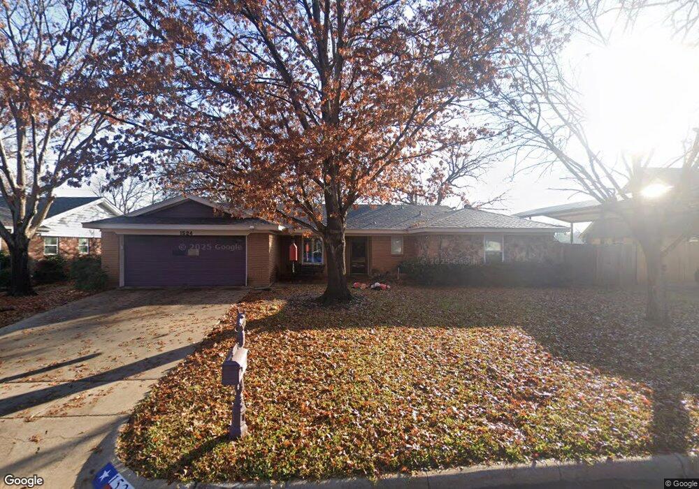 1524 Oak Creek Dr, Hurst, TX 76054 - photo 1