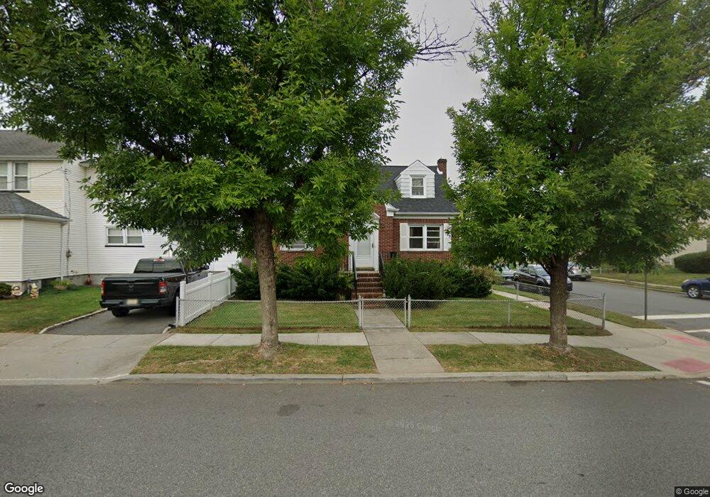 300 Knopf St, Linden, NJ 07036 - photo 1