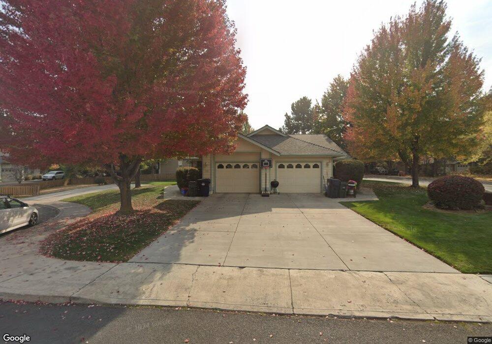 2001 NE Rachel Ct, Bend, OR 97701 - photo 1