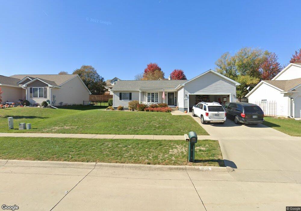 1013 E 18th St S, Newton, IA 50208 - photo 1