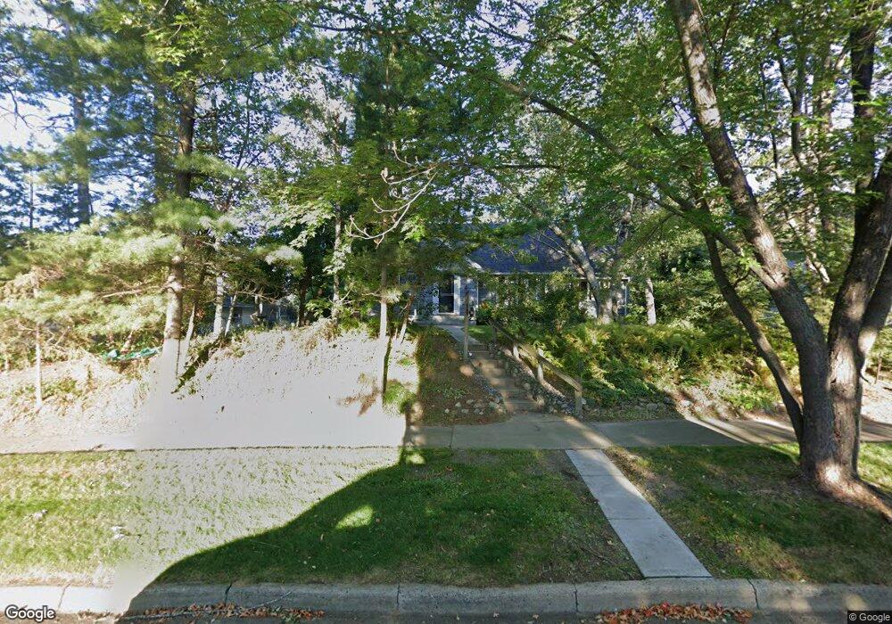 215 SW 1st Ave, Grand Rapids, MN 55744 - photo 1