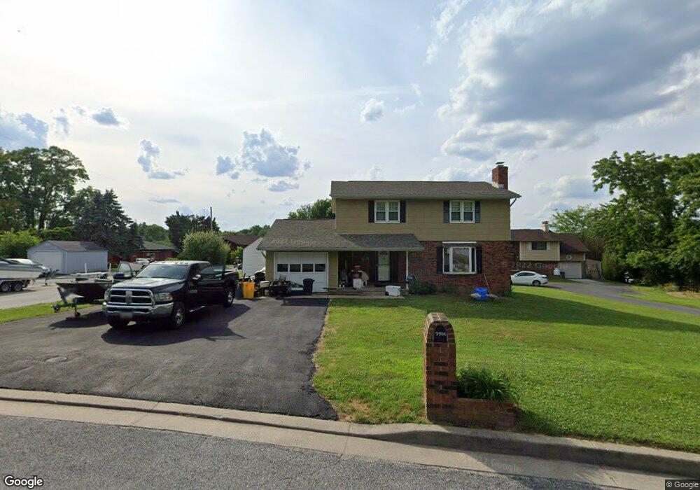 7912 Shore Rd, Sparrows Point, MD 21219 - photo 1