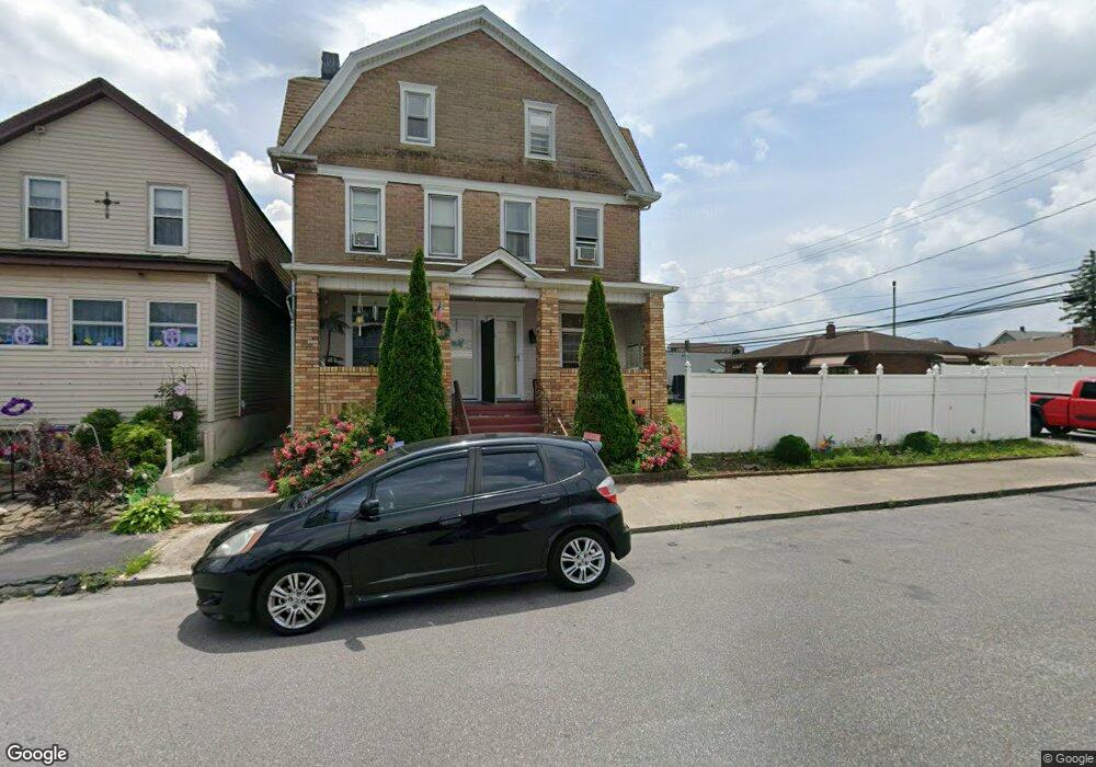 324 Carleton Ave, Hazleton, PA 18201 - photo 1