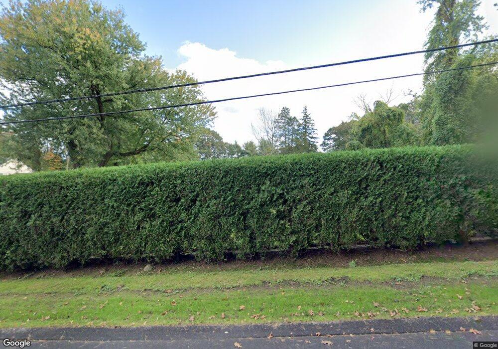 34 Bittersweet Ln, Weston, MA 02493 - photo 1