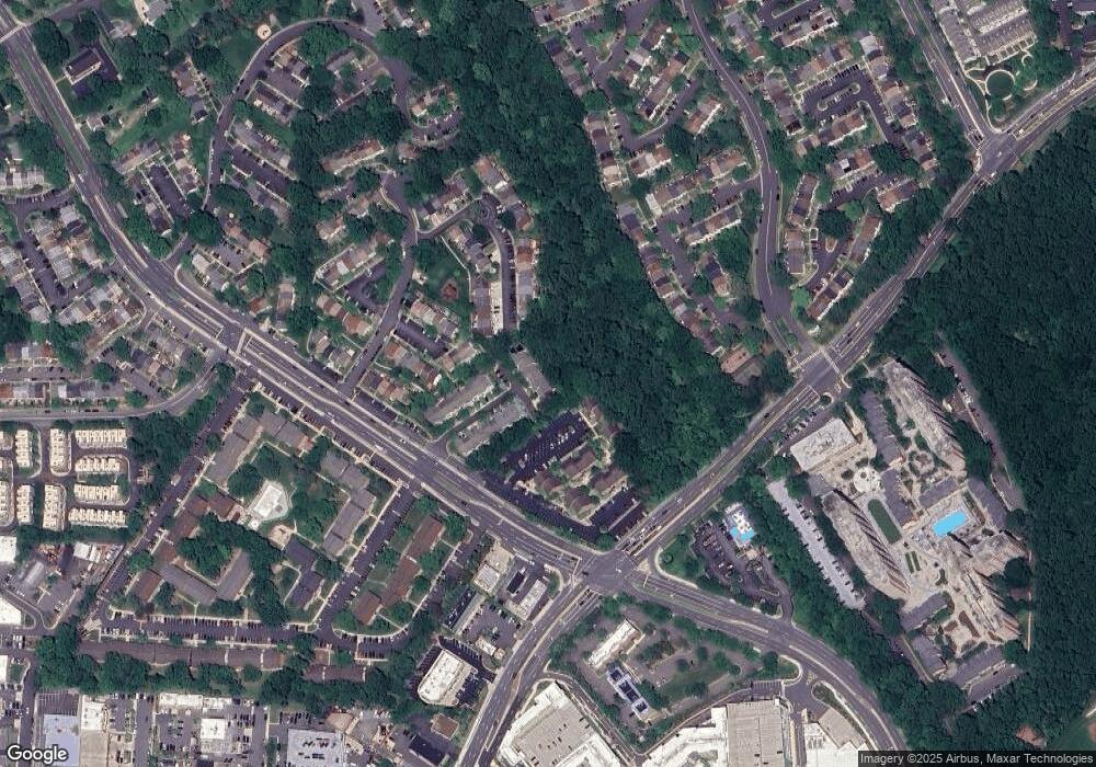 3103 Sutherland Hill Ct, Fairfax, VA 22031 - photo 1