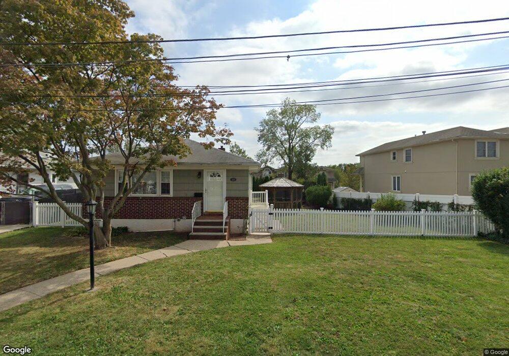 146 Riche Ave, Staten Island, NY 10314 - photo 1