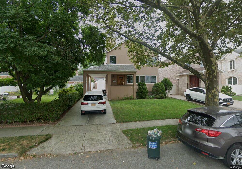 18260 80th Rd, Jamaica, NY 11432 - photo 1