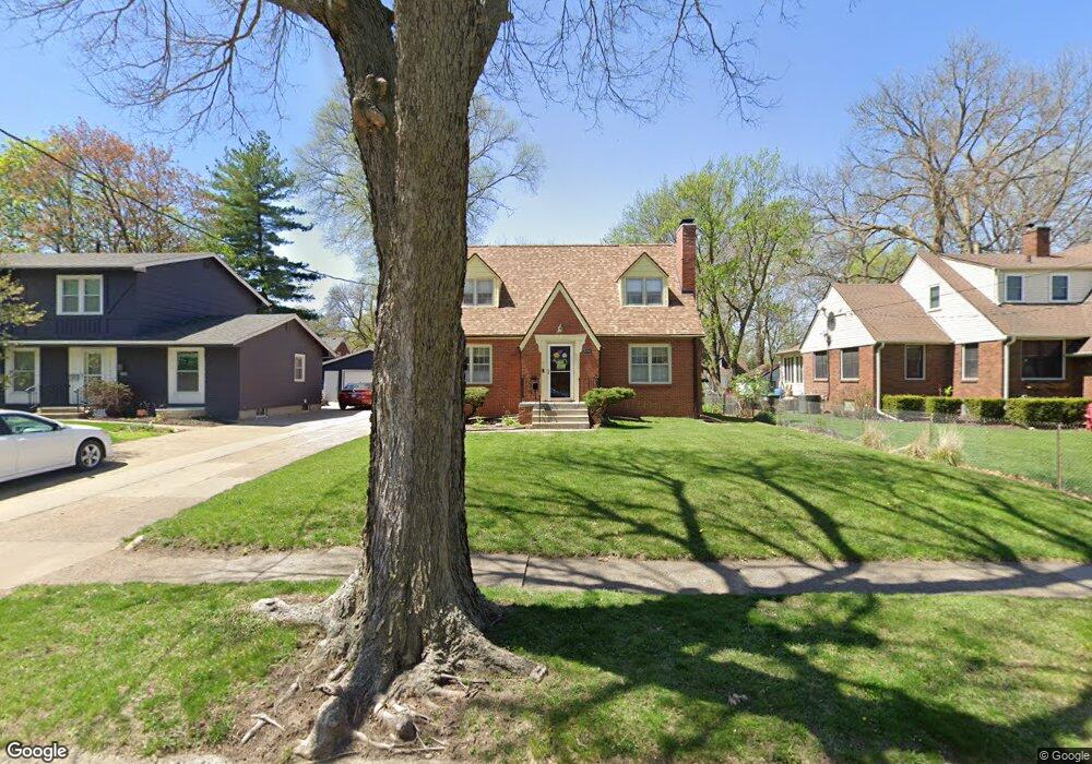 2912 46th St, Des Moines, IA 50310 - photo 1