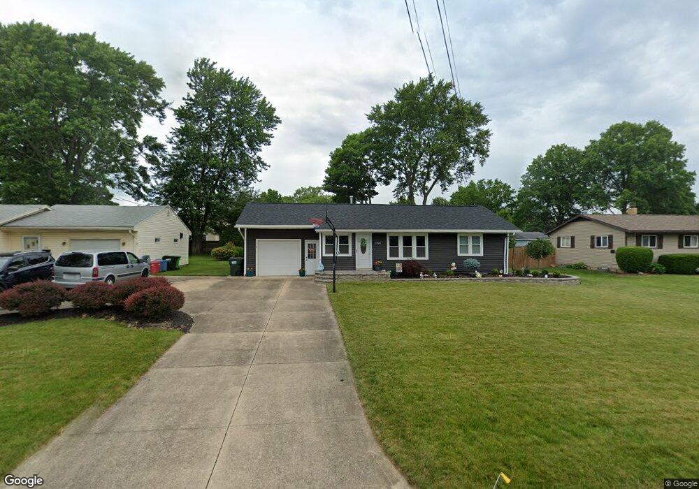 1631 Harden Dr, Barberton, OH 44203 - photo 1