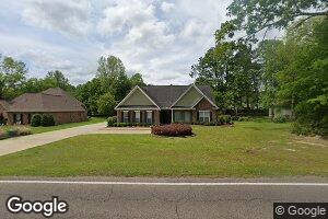 1215 S Eshman Ave, West Point, MS 39773
