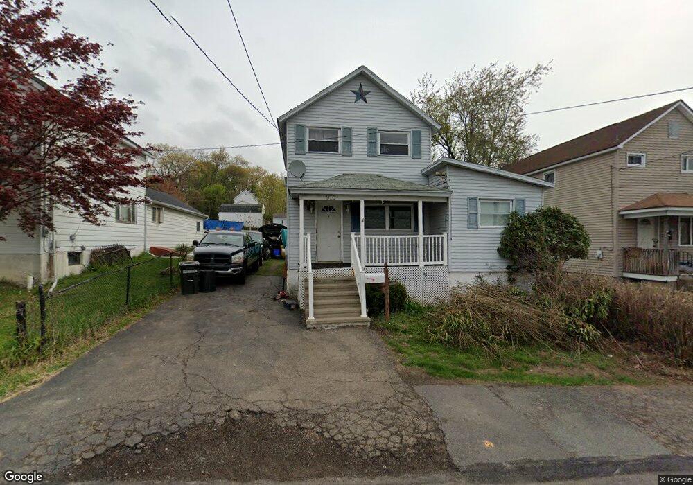 915 Charles St, Archbald, PA 18403 - photo 1