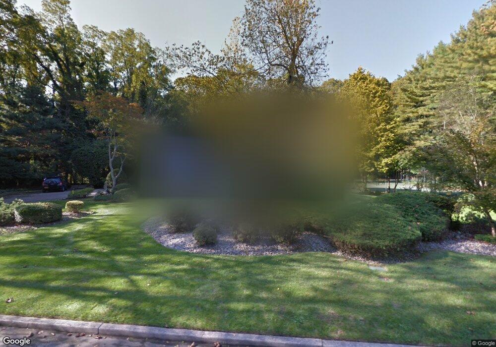 7 Sleepy Hollow Ln, Dix Hills, NY 11746 - photo 1