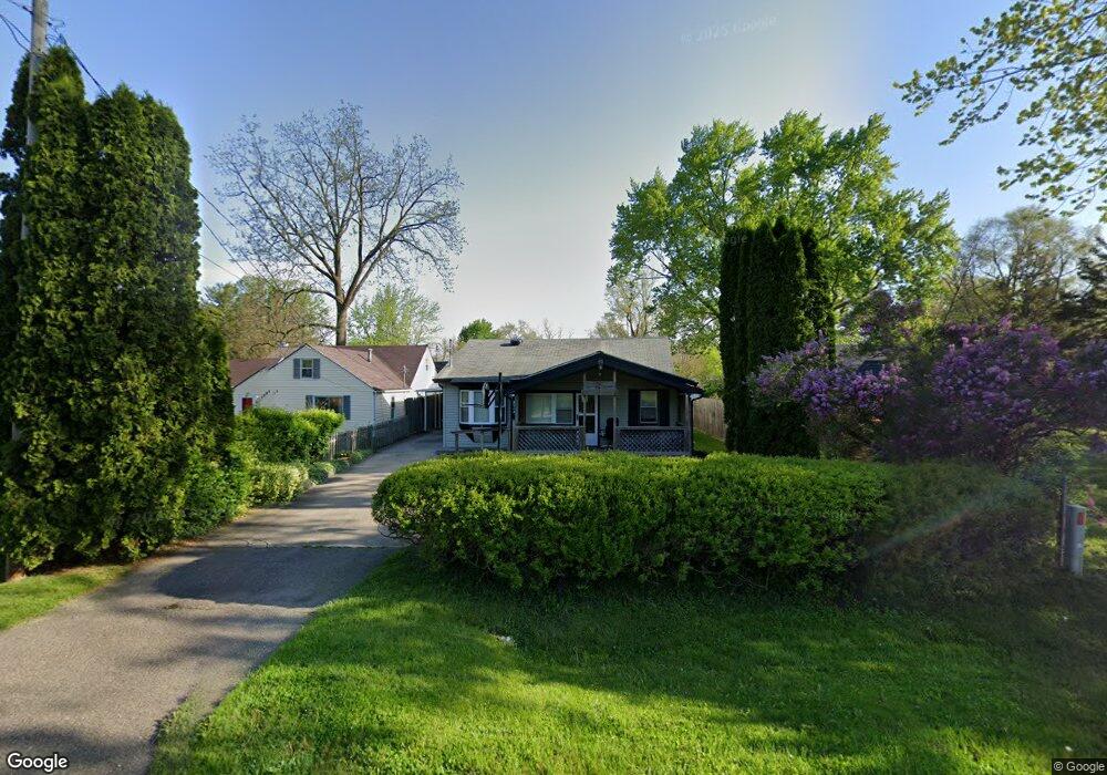 1091 Harding Dr, Flint, MI 48507 - photo 1