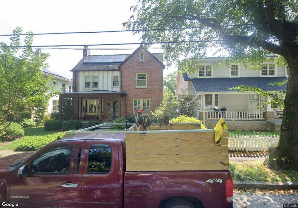 5405 39th St NW, Washington, DC 20015 - photo 1