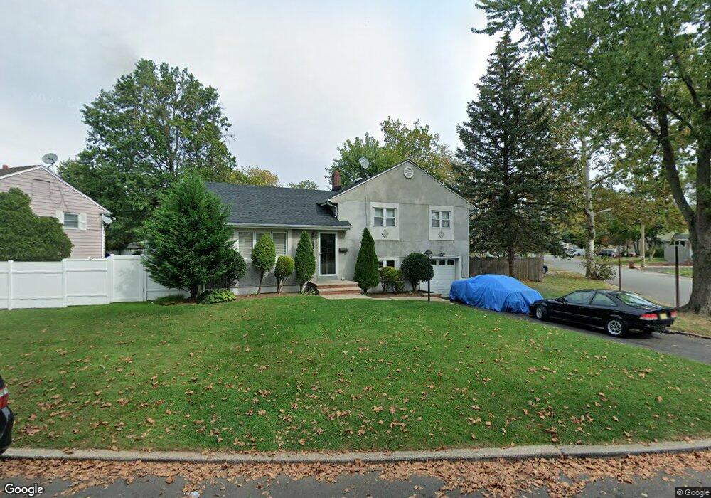 721 Beechwood Rd, Linden, NJ 07036 - photo 1