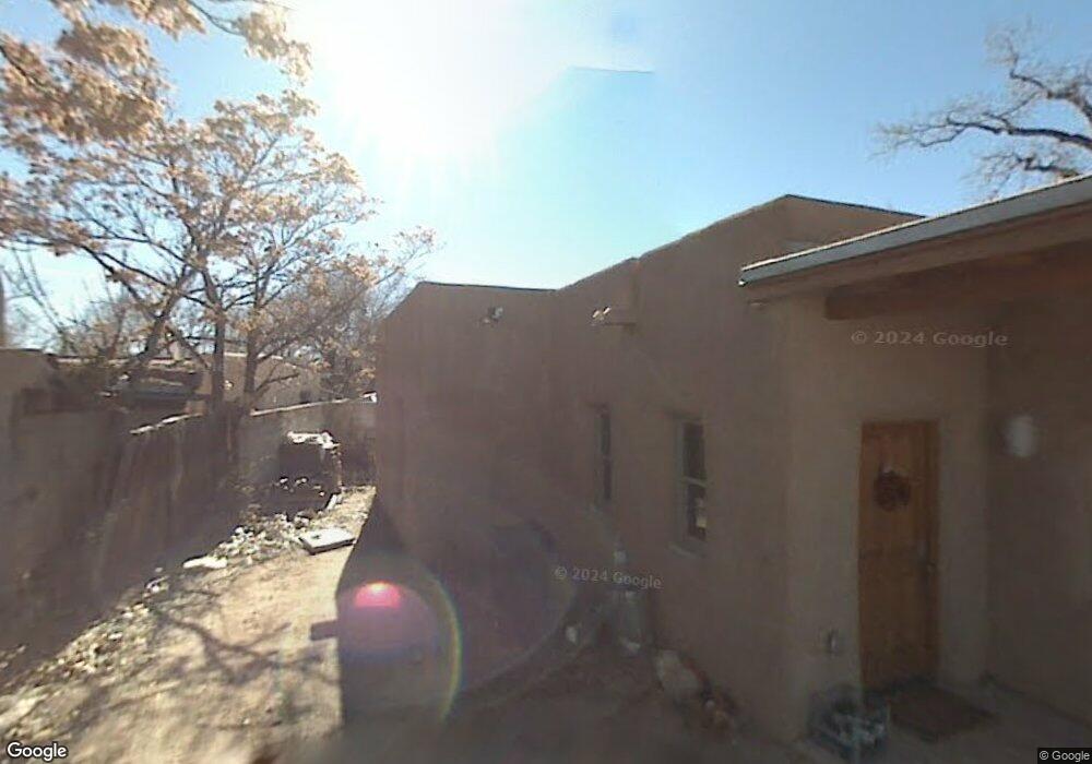 637 1/2 W San Francisco St, Santa Fe, NM 87501 - photo 1