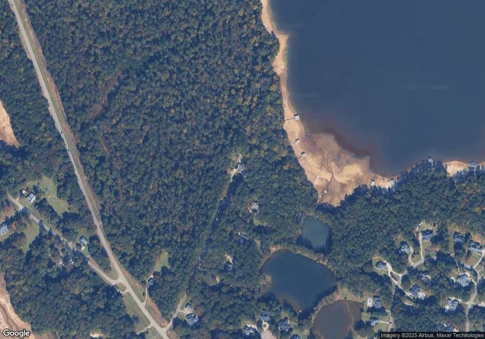 110 Holly Point Dr, Lagrange, GA 30240 - photo 1