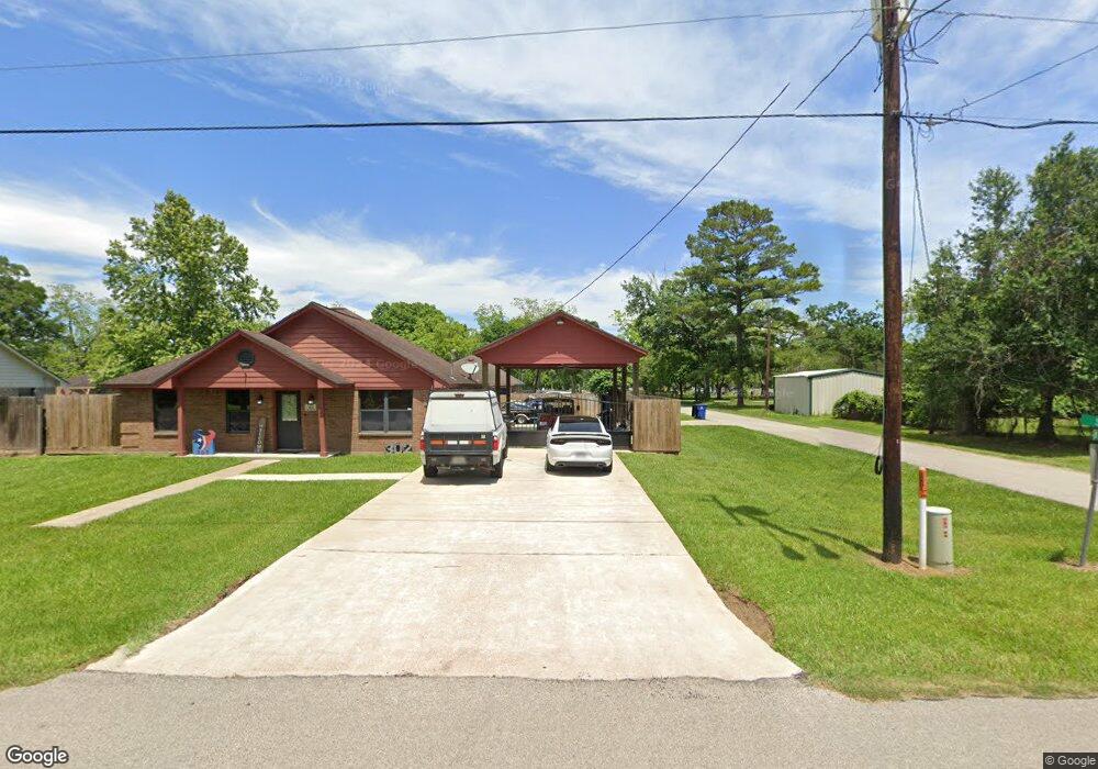 302 Marion St, Brazoria, TX 77422 - photo 1