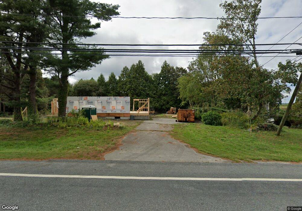 185 W Main Rd, Little Compton, RI 02837 - photo 1