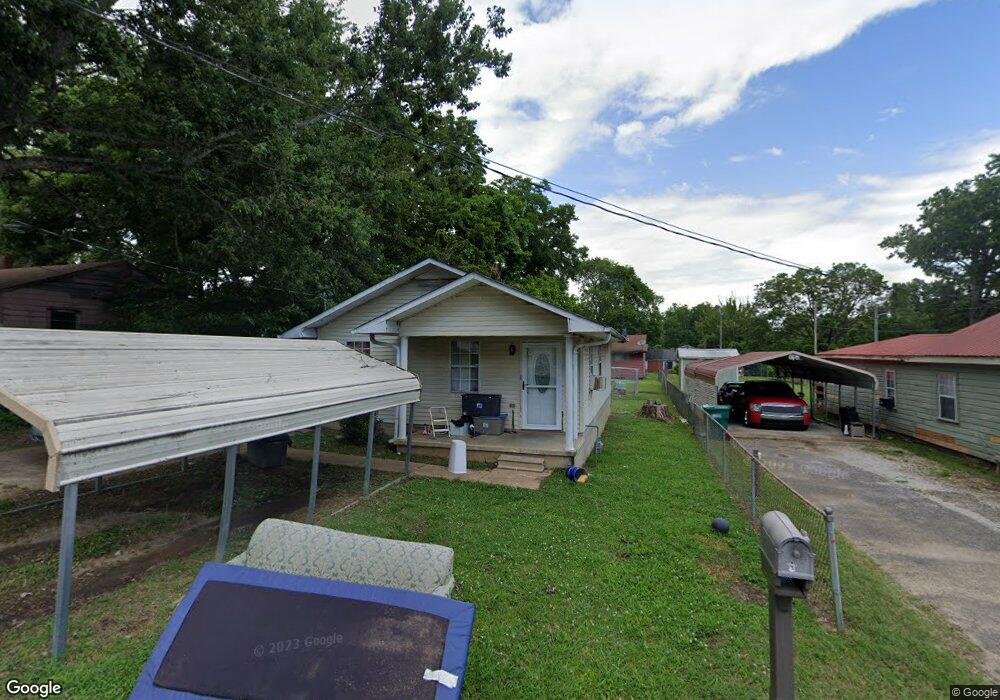 141 Payne St, Jackson, TN 38301 - photo 1