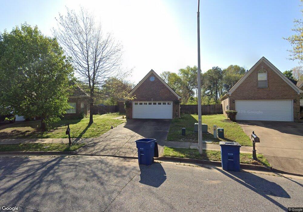 7074 Crape Myrtle Dr, Olive Branch, MS 38654 - photo 1