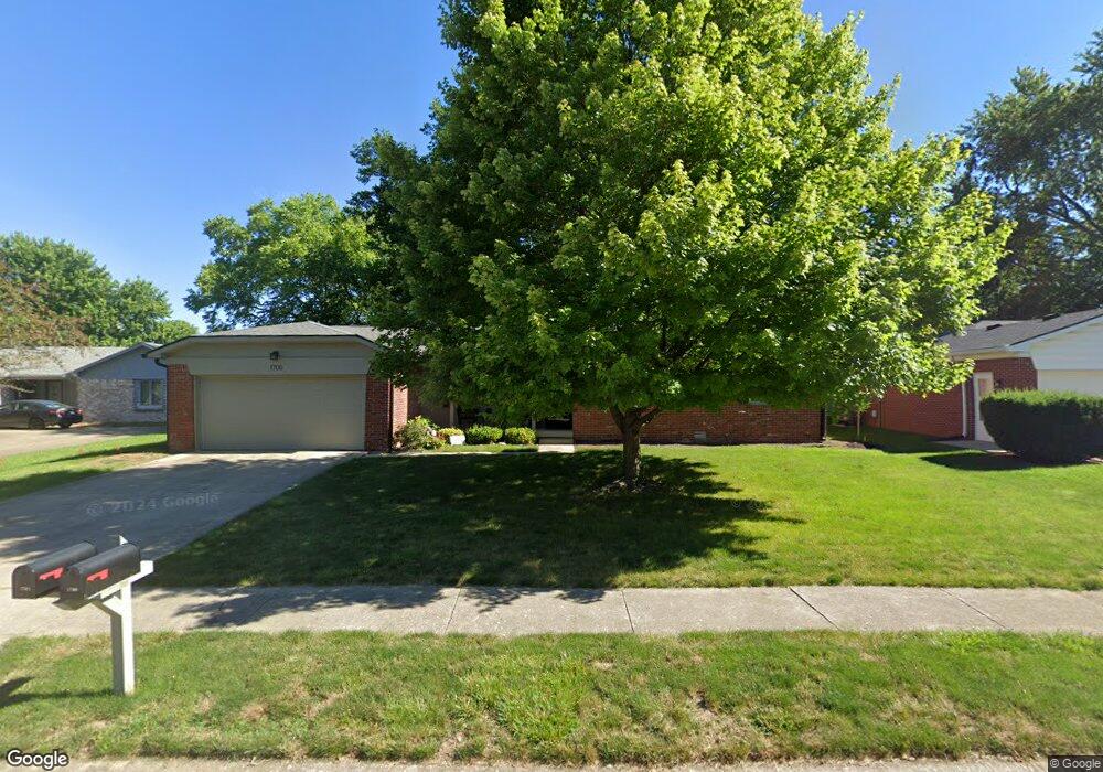 1700 Birch Ct, Plainfield, IN 46168 - photo 1