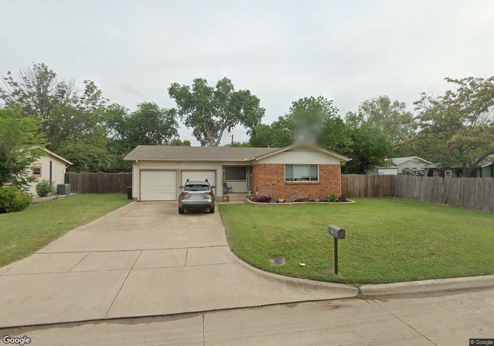 736 Thomas Ave, Hurst, TX 76053 - photo 1