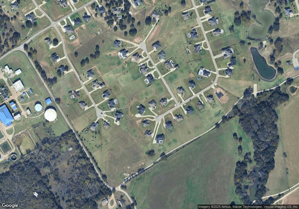 605 Lydia Ln, Granbury, TX 76049 - photo 1