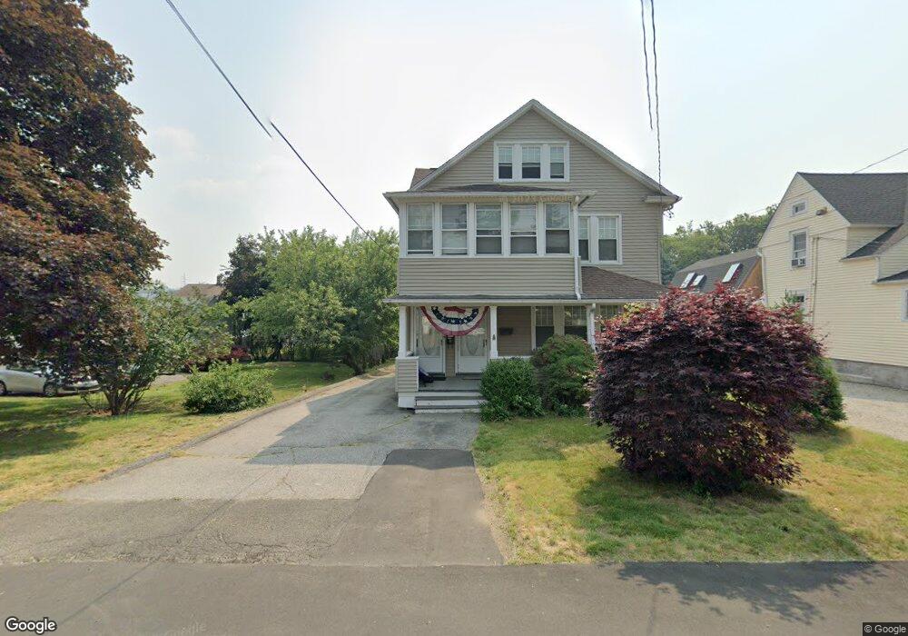 65 Beaumont St unit 1, Fairfield, CT 06824 - photo 1