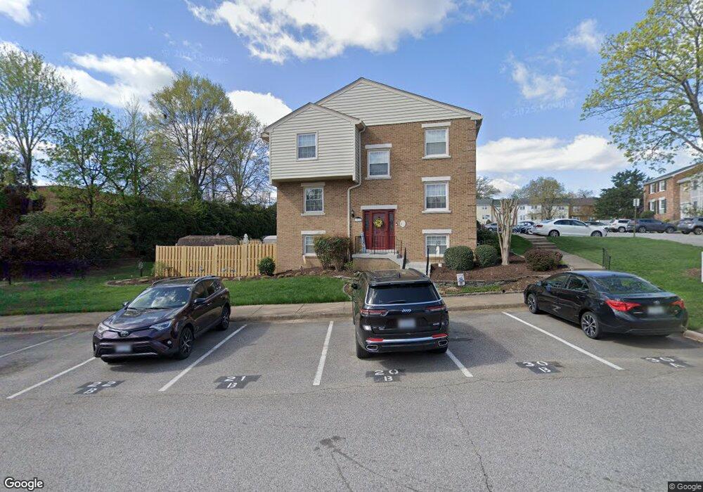 9512 Saluda Ct, Lorton, VA 22079 - photo 1