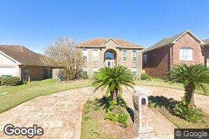 33 Lake Elizabeth Ct, Harvey, LA 70058