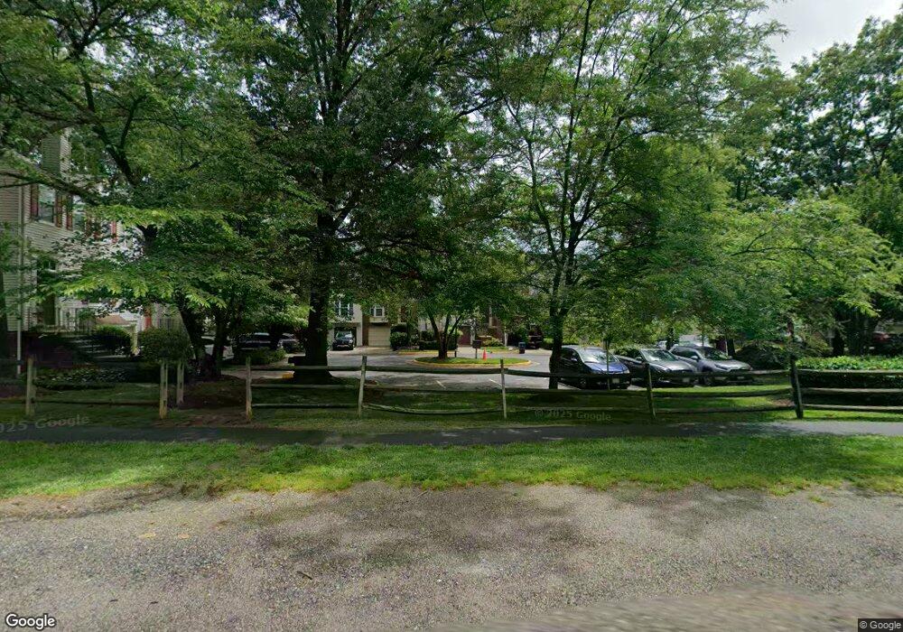 5813 Walden Commons Ct unit 124, Burke, VA 22015 - photo 1