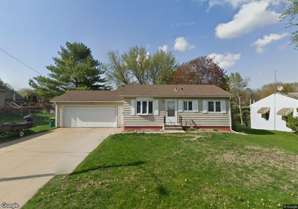 113 E Hawthorne St, Albert Lea, MN 56007 - photo 1