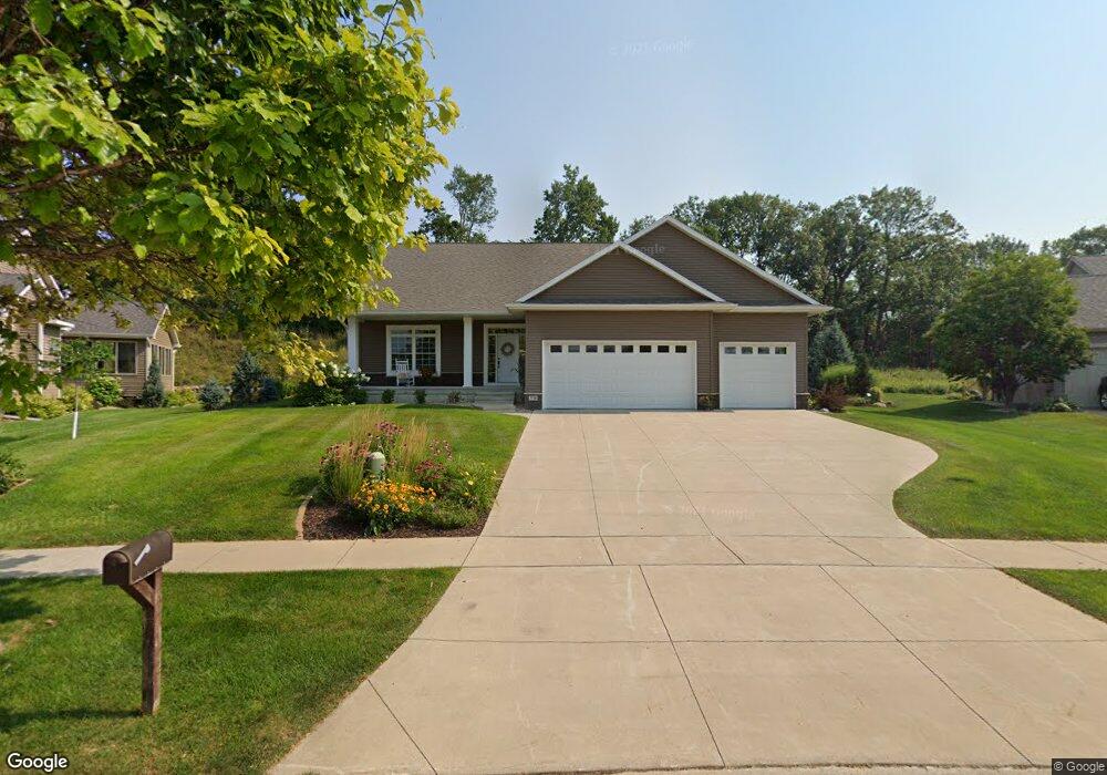 3524 Forest Valley Ct NE, Cedar Rapids, IA 52411 - photo 1