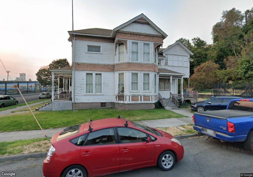 502 E 4th St, the Dalles, OR 97058 - photo 1