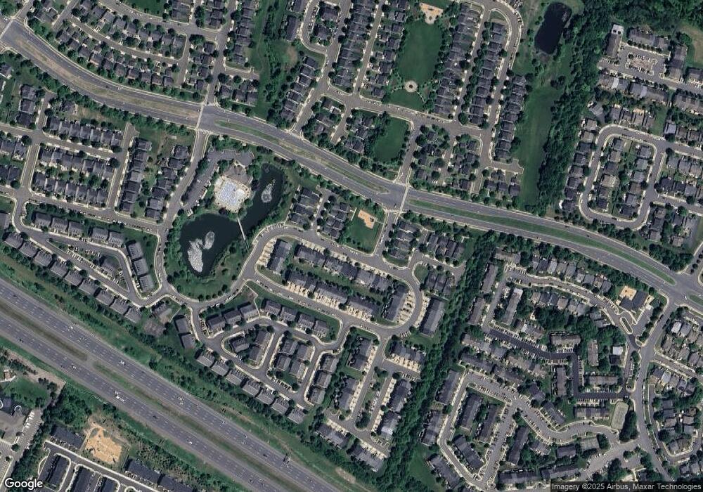 6831 Witton Cir, Gainesville, VA 20155 - photo 1