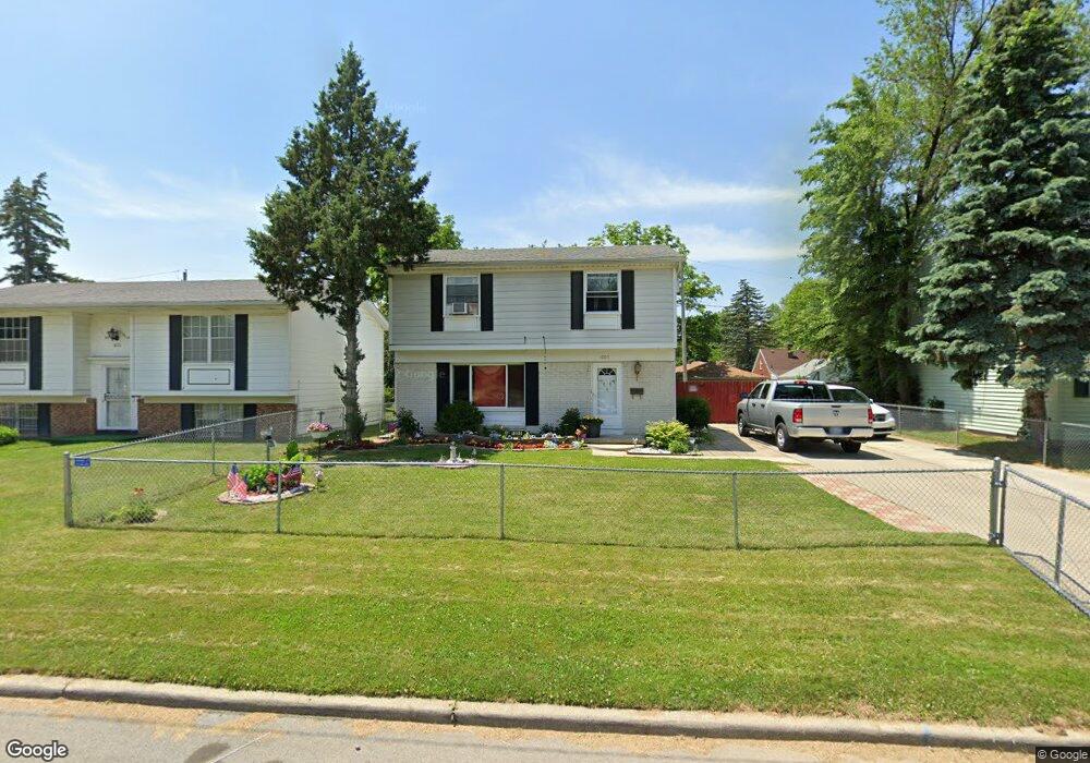 1005 Ranch Dr, Toledo, OH 43607 - photo 1