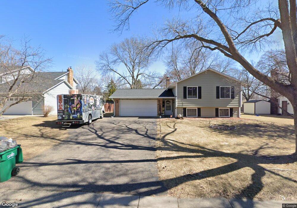 10246 Pilgrim Ln N, Maple Grove, MN 55369 - photo 1