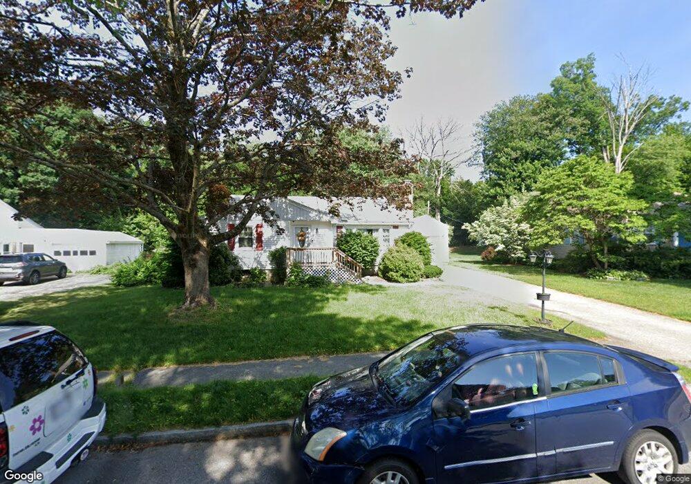 35 Kinnicutt Rd, Worcester, MA 01602 - photo 1