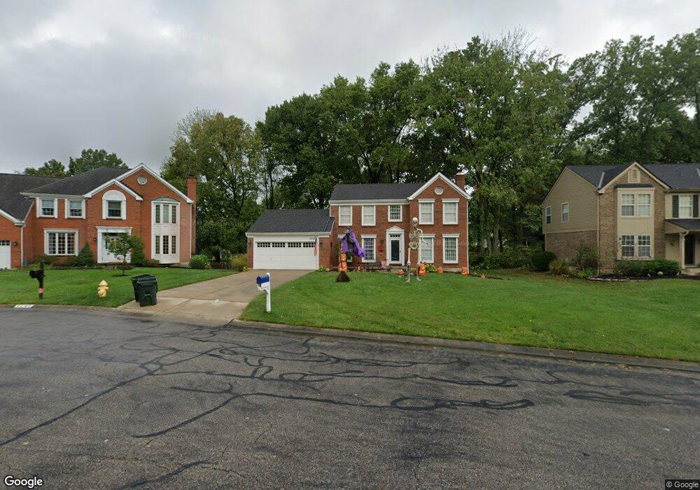 1709 Wexwood Ln, Cincinnati, OH 45255 - photo 1