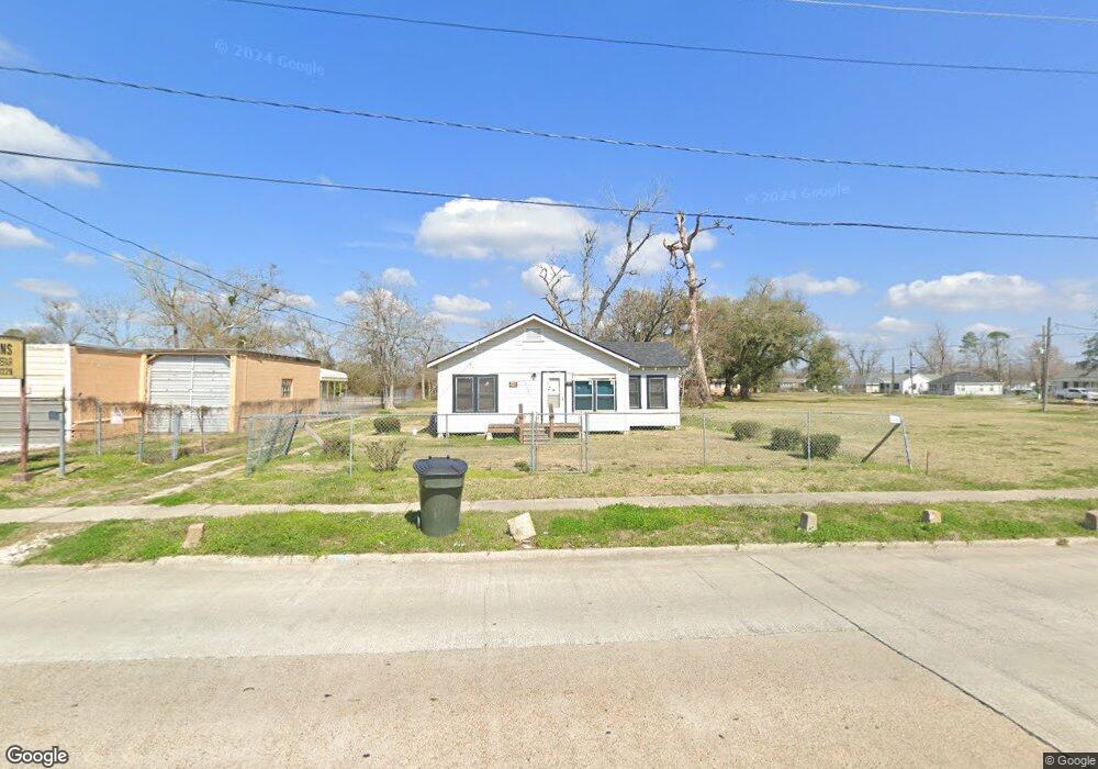 1919 Moeling St, Lake Charles, LA 70601 - photo 1